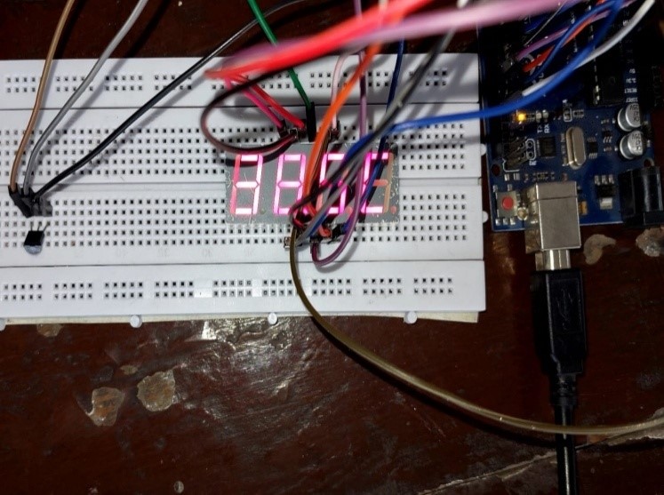 Serial Temperature Sensor Project using Arduino EEVibes