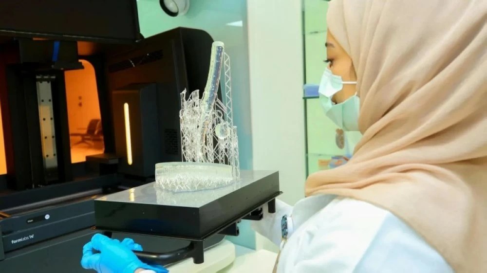 جراحة دقيقة بالطباعة ثلاثية الأبعاد تنقذ مريضاً