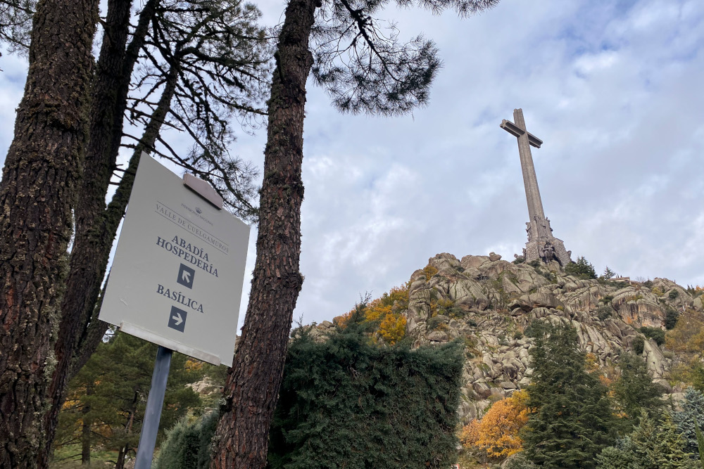 Las últimas visitas a la tumba de Franco en el Valle de los Caídos