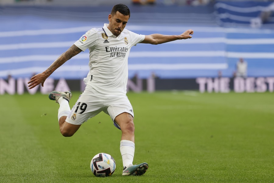 Dani Ceballos renueva con el Real Madrid hasta 2027