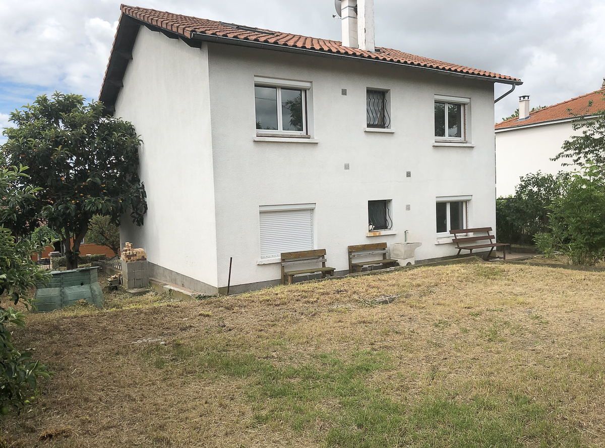 Vente maison familiale jardin 610m2 Cournon d'Auvergne Effectimmo