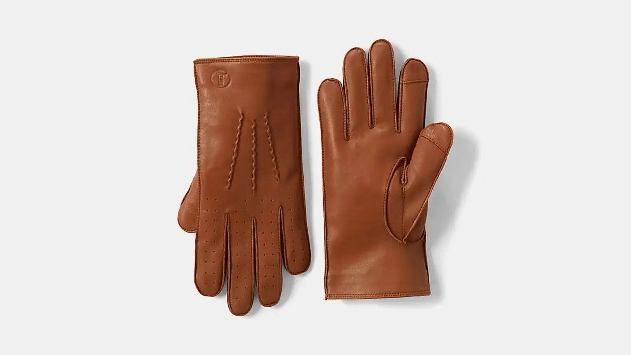 6 Of The Best Leather Gloves We Could Find (From Affordable to Luxurious)
