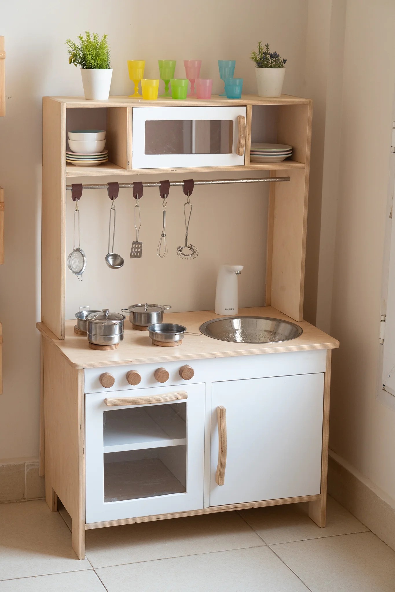 Functional Play Kitchen Eftekassat