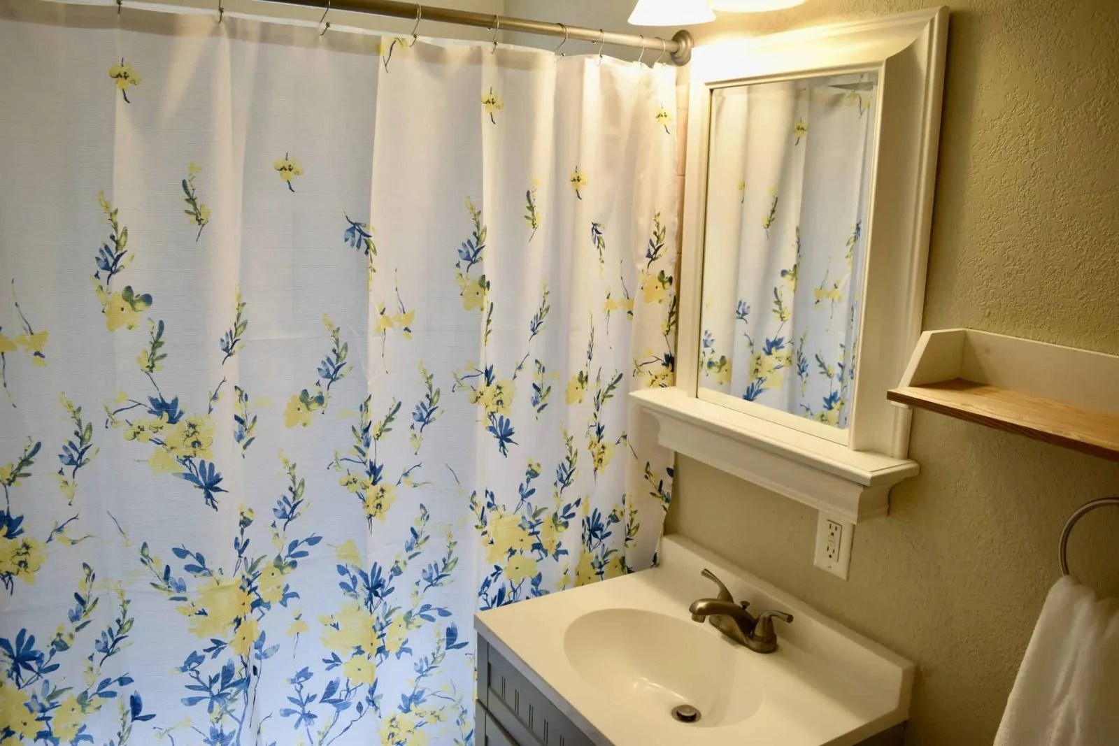 The Viceroy Book Now Eglin CrashPads