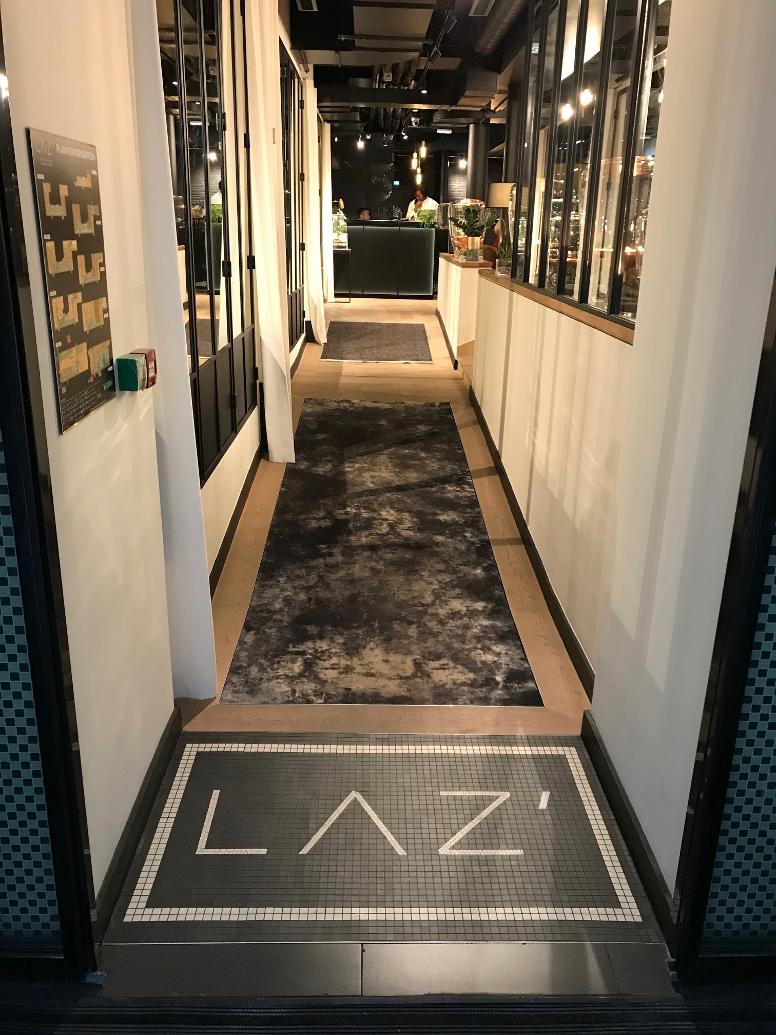 HOTEL 4* Rue de Milan EGPR