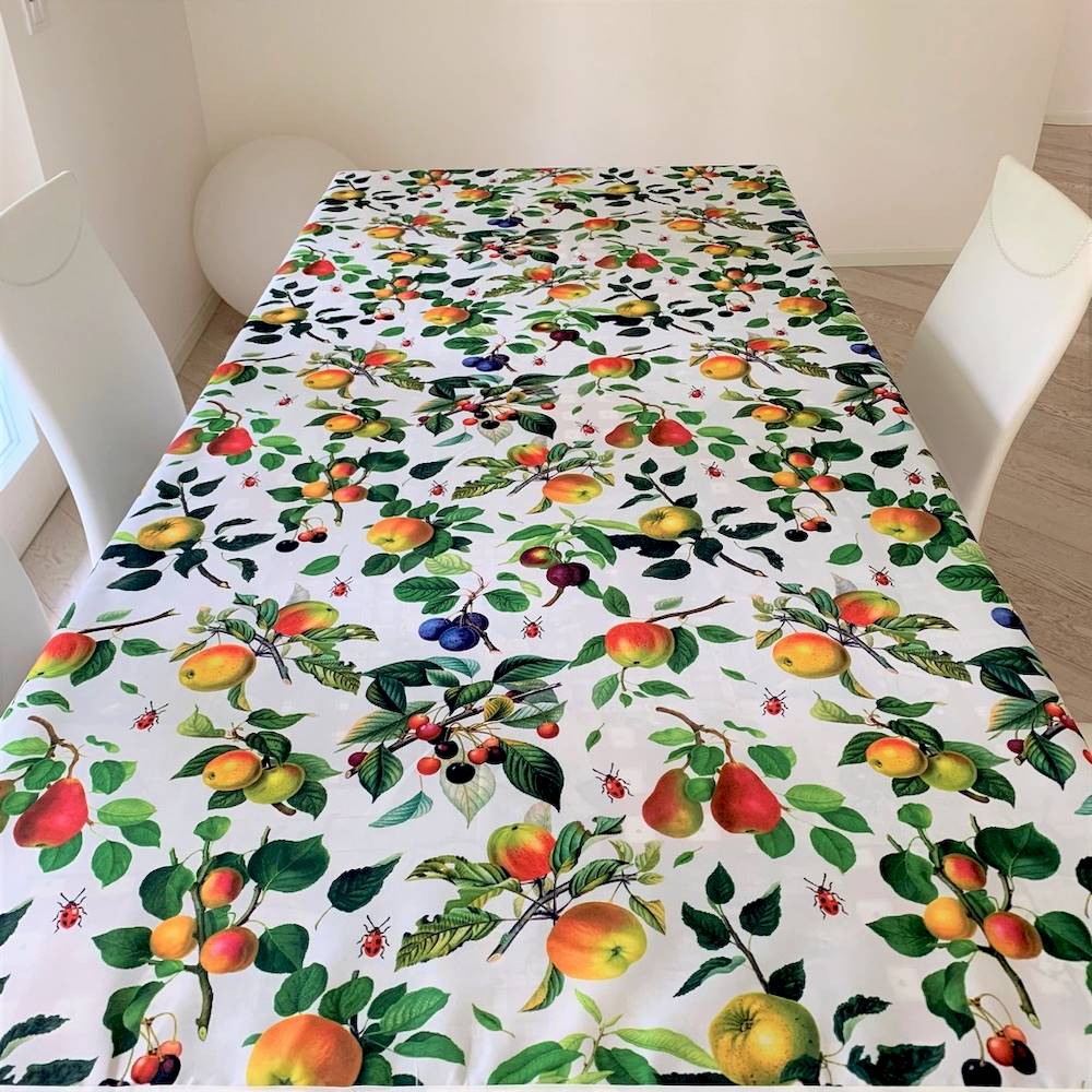 Tovaglia antimacchia Mele 150 x 150 Le tele di Margi