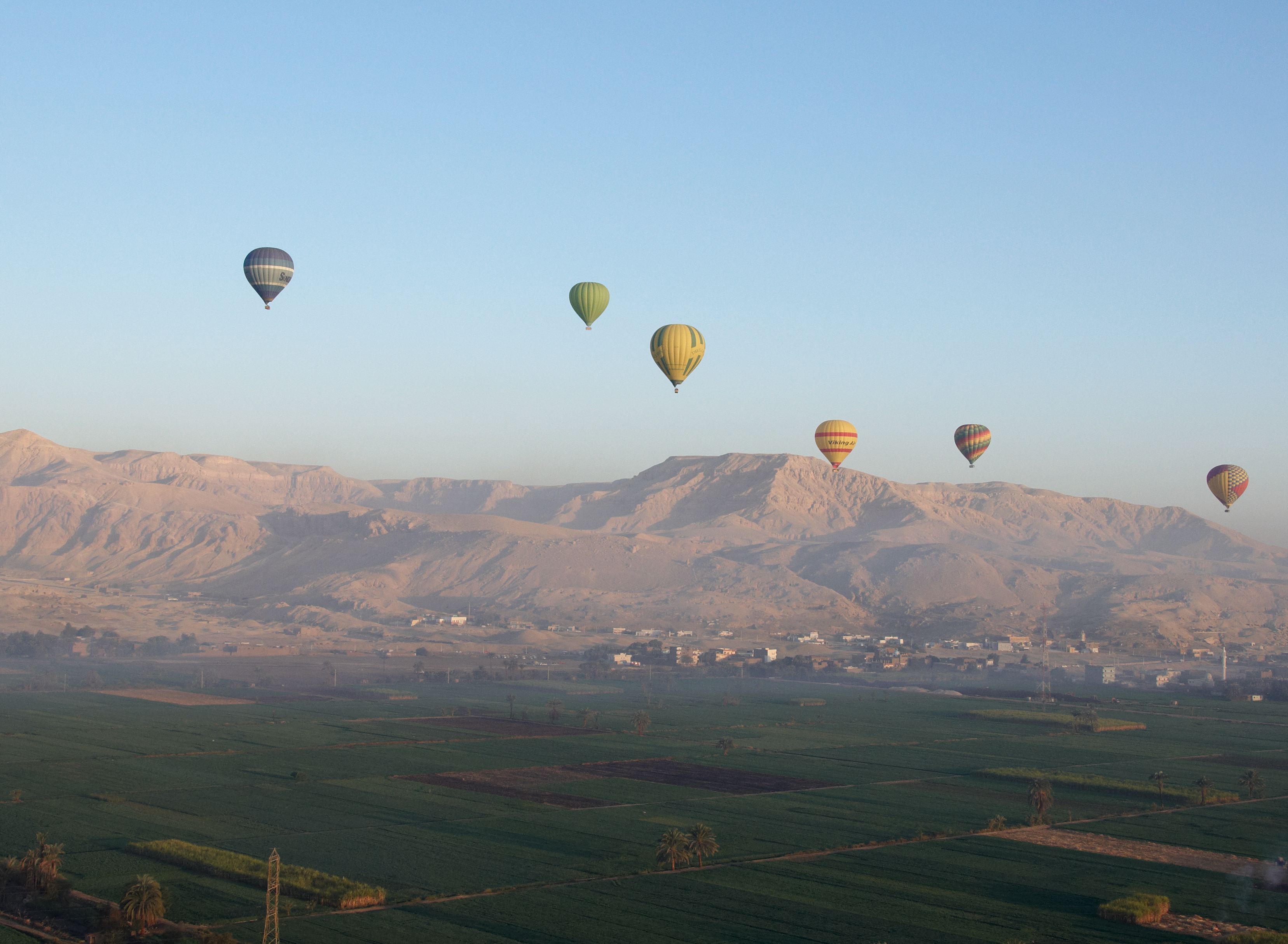 Hot air balloon ride & west bank visit in the city of luxor Karnak