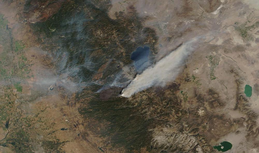 California fire approaches Lake Tahoe after mass evacuation Egyptian Gazette