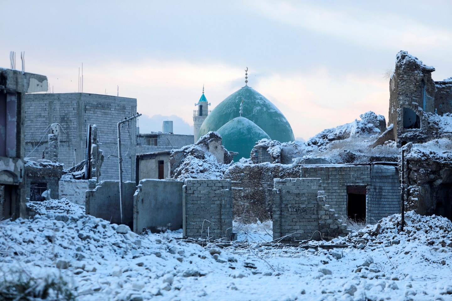 In Pictures Snow Covers Baghdad for the First Time Since 2008