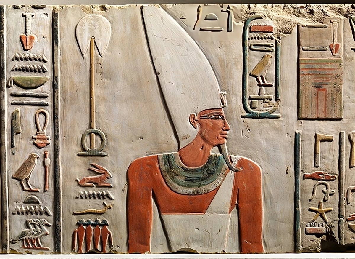 Exploring Egyptian Crowns in Ancient Egypt Egypt Magic Tours