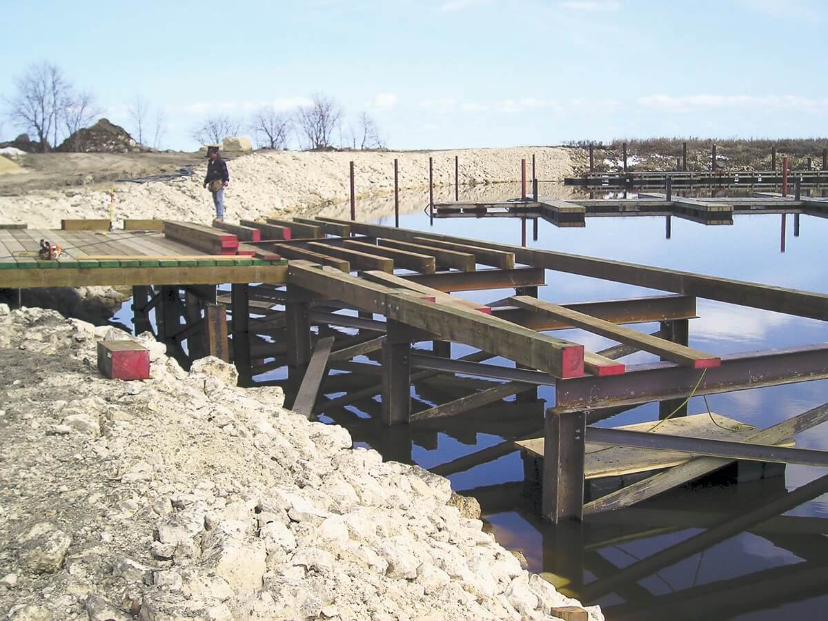 Winnipeg Beach Harbour Rehabilitation Ernst Hansch Construction Ltd.
