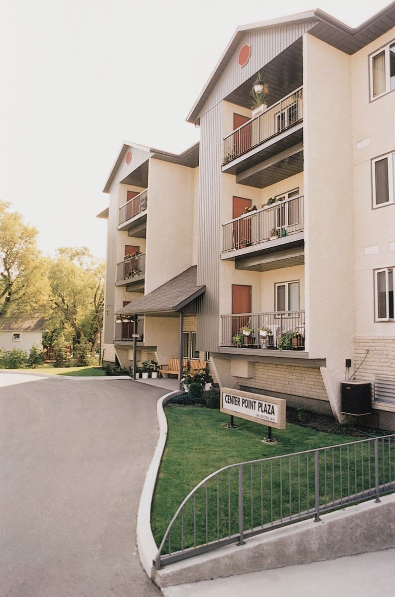 Centre Point Plaza, Altona Ernst Hansch Construction Ltd.