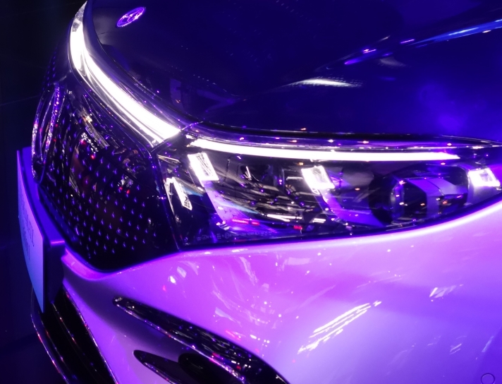 MercedesBenz EQS with Headlights by Marelli Automotive Lighting EHFCV