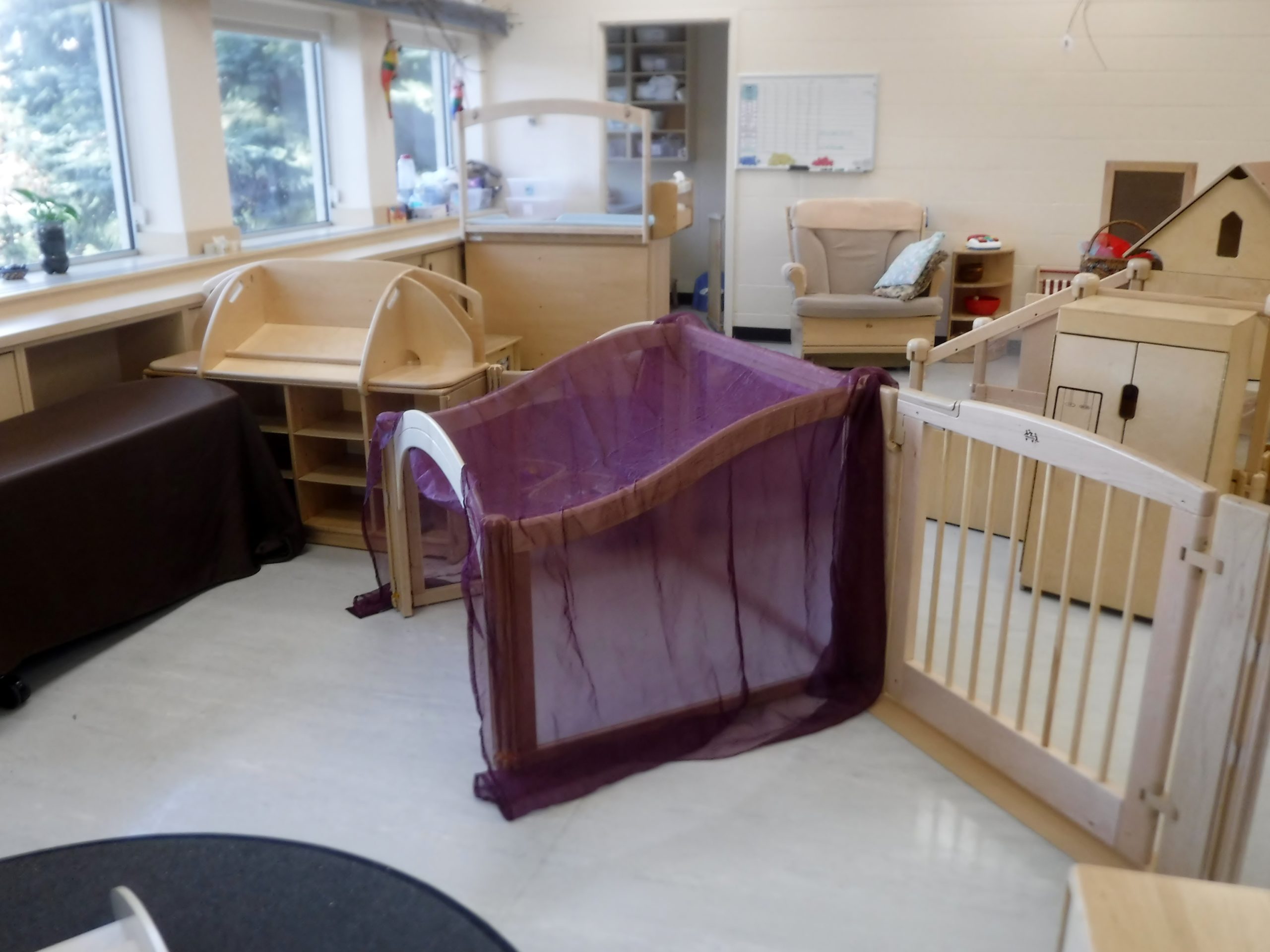 Edmonton Hospital Workers Child Care Society DSCF5303