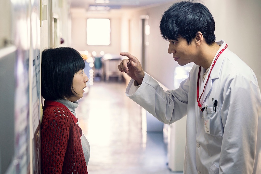 夏帆×染谷将太×東出昌大「予兆 散歩する侵略者 劇場版」新カット一挙