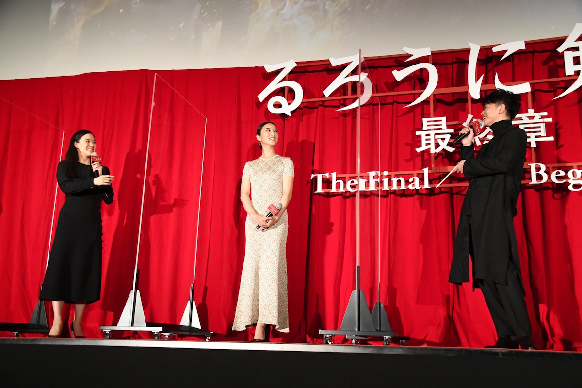 るろうに剣心』佐藤健、武井咲らが初日迎え感慨 藤原竜也からの