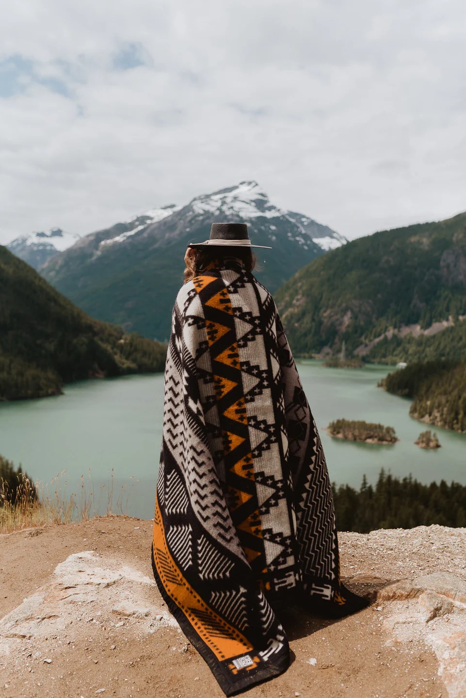 "Oregon Potlatch" Wool Blanket Eighth Generation