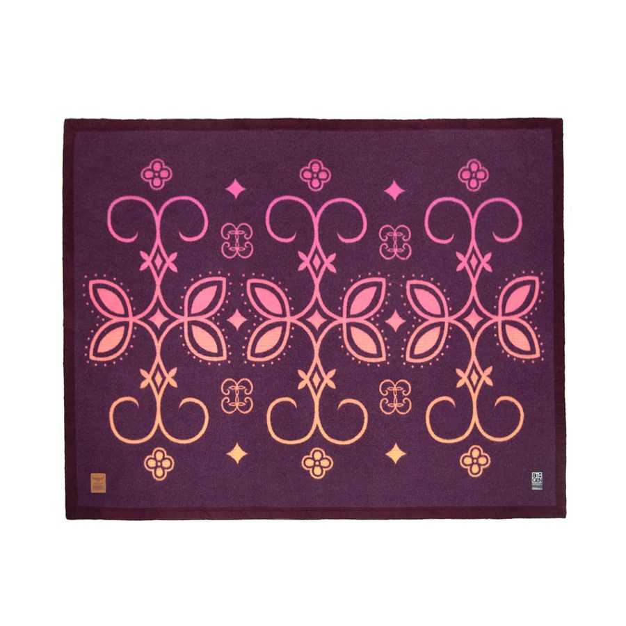 NativeDesigned Wool and Cotton Blankets Eighth Generation