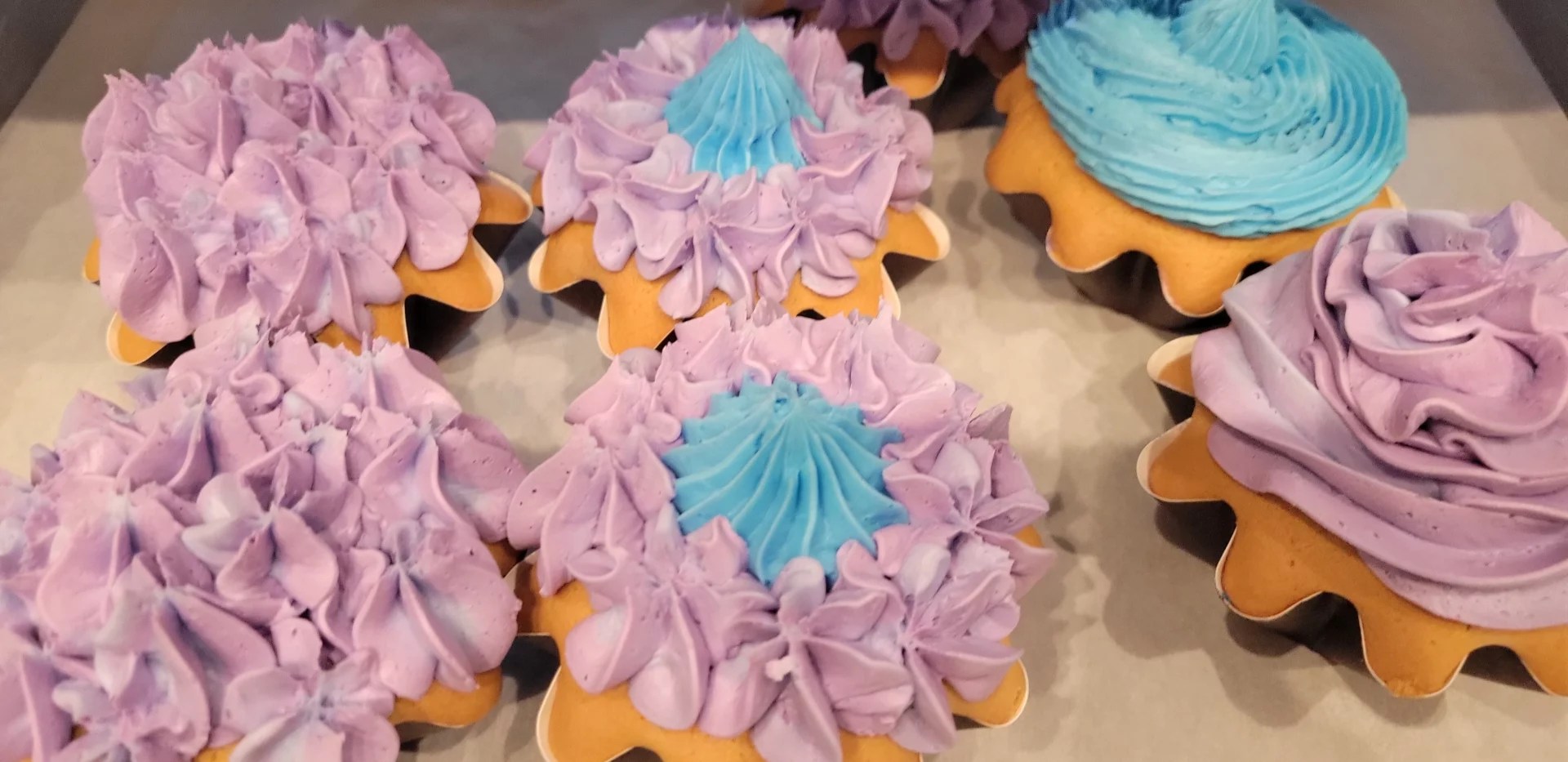 Custom Cupcakes We Decorate Kakes