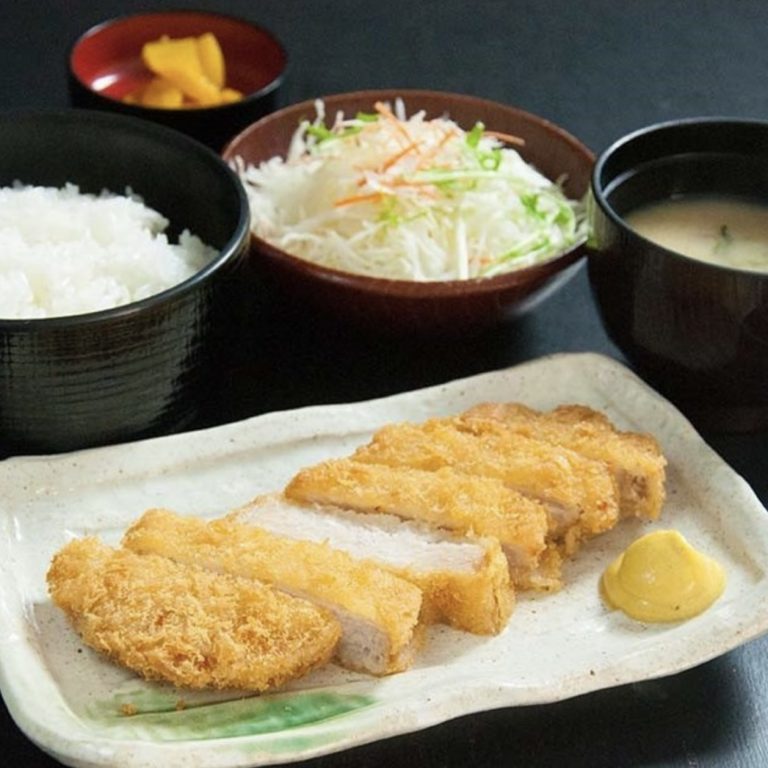 【鶏よ魚よ】ランチにはリーズナブルなボリューミーな定食の居酒屋！ 日頃の生活からゆる日記