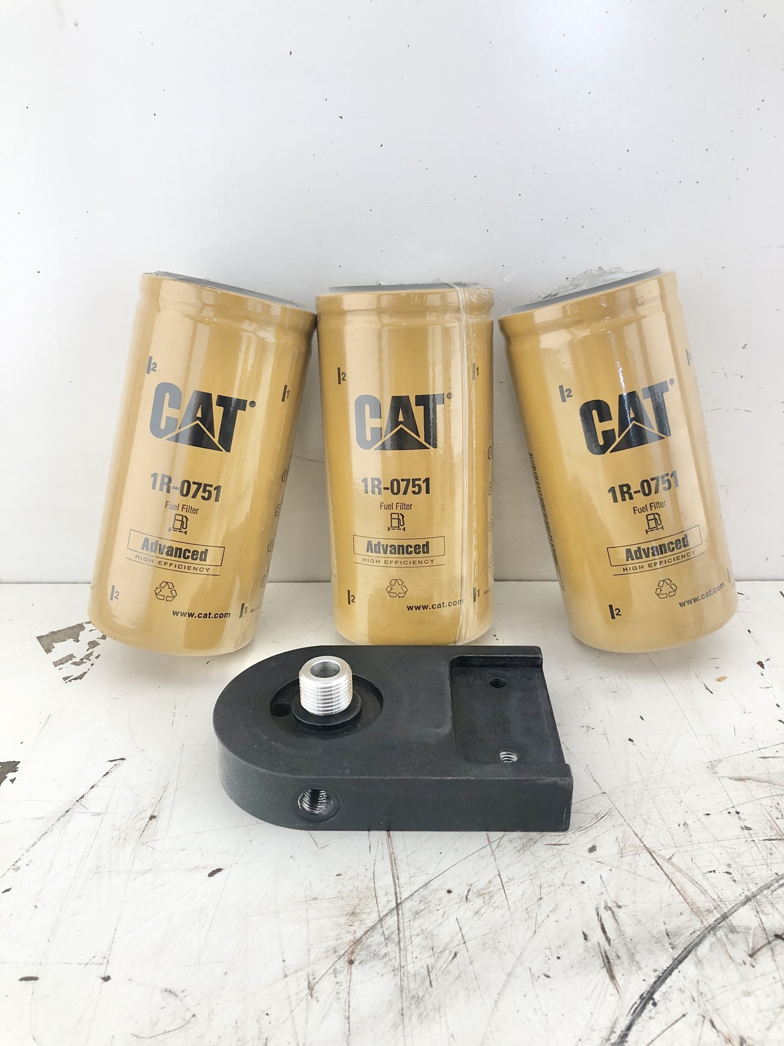 3 Caterpillar Fuel Filters 1R0751 With Anodized Billet Aluminum