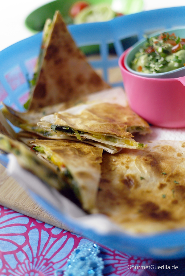 Quick Quesadillas with Guacamole after Jamie Oliver GourmetGuerilla