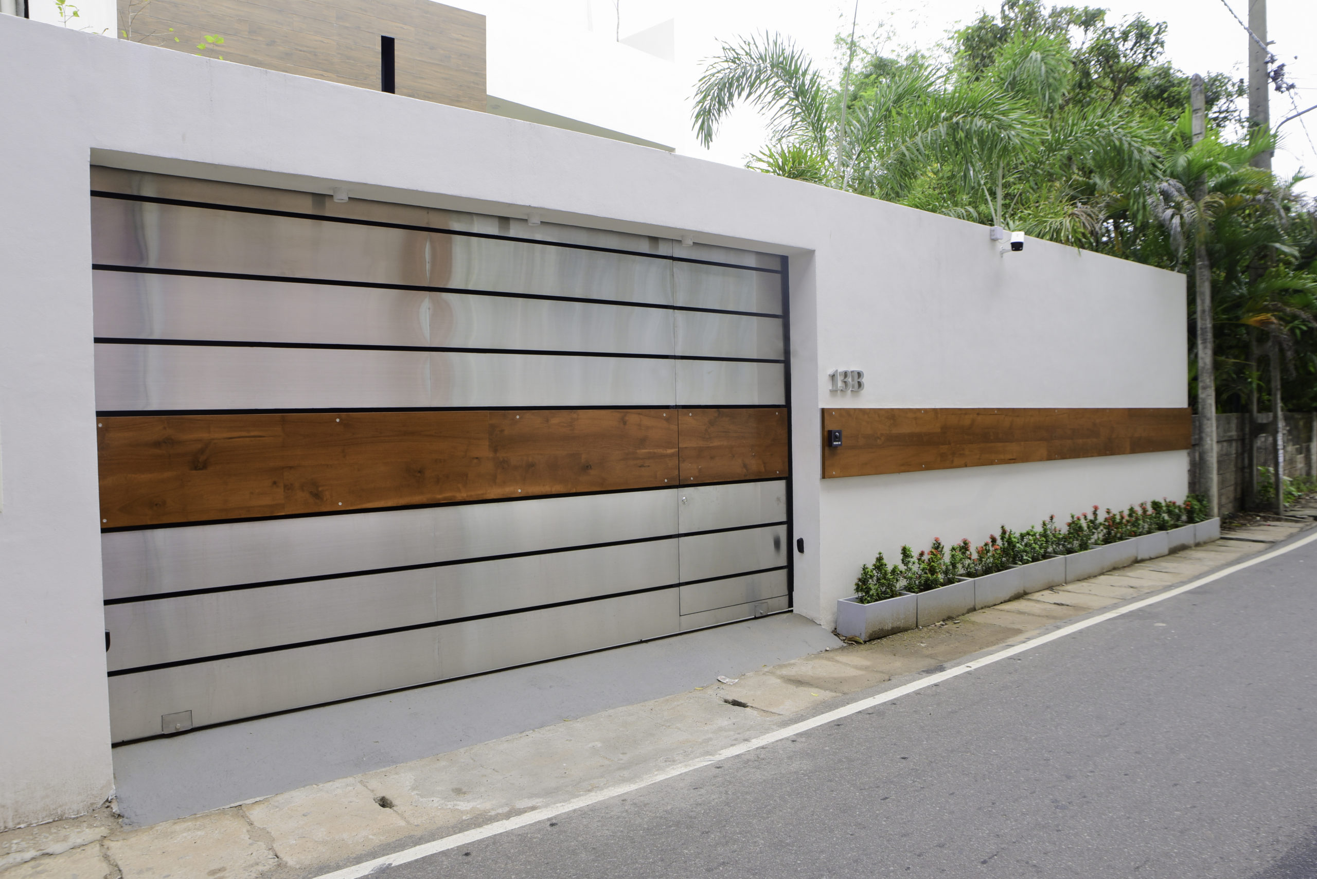 Sliding Gates Roller Doors in Sri Lanka Roofing Sheets