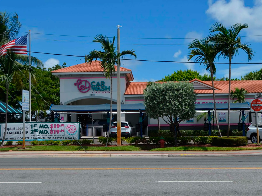 El Car Wash on Blue Heron East 34 W Blue Heron Blvd