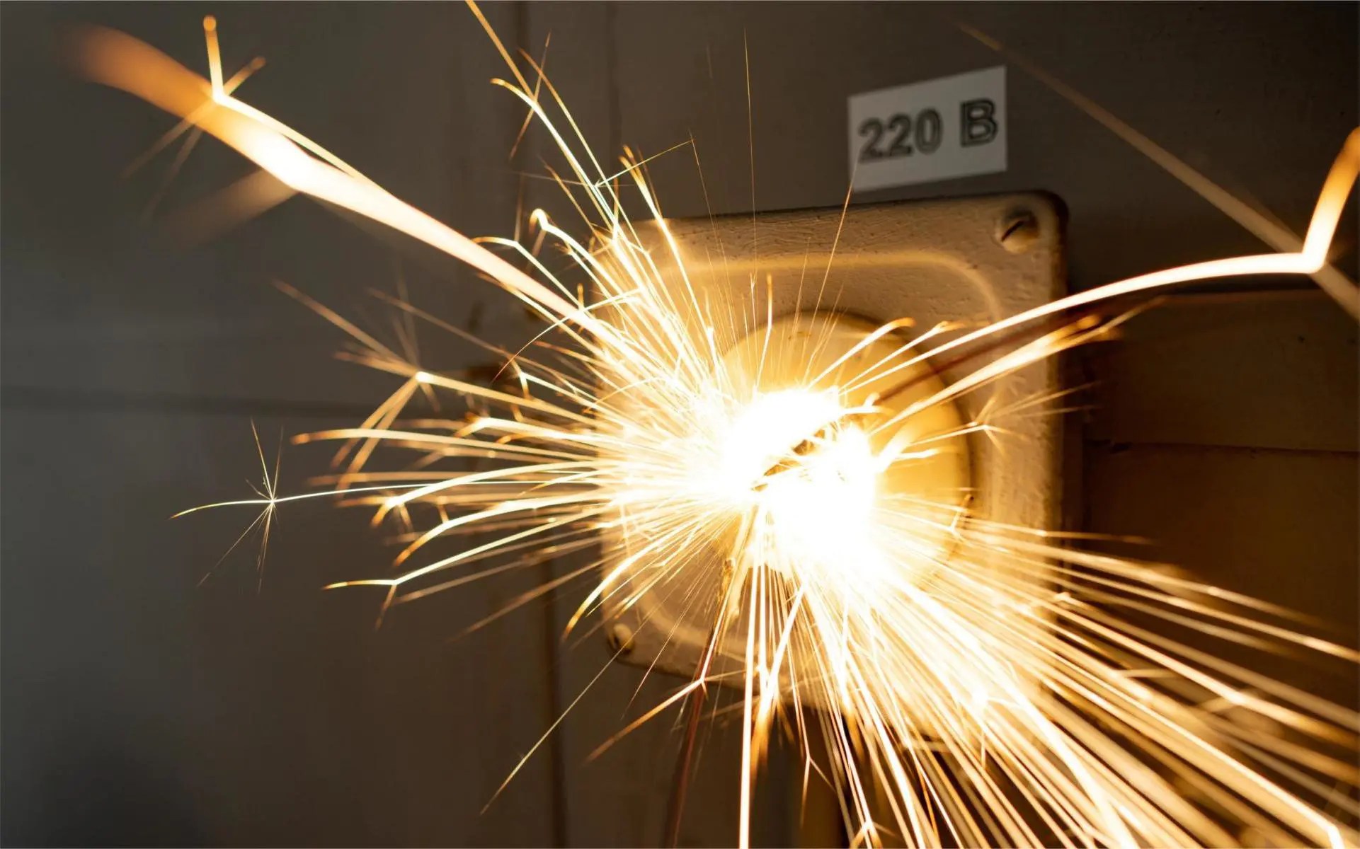 Circuit Breaker Keeps Tripping? 5 Possible Reasons TONGOU Electrical