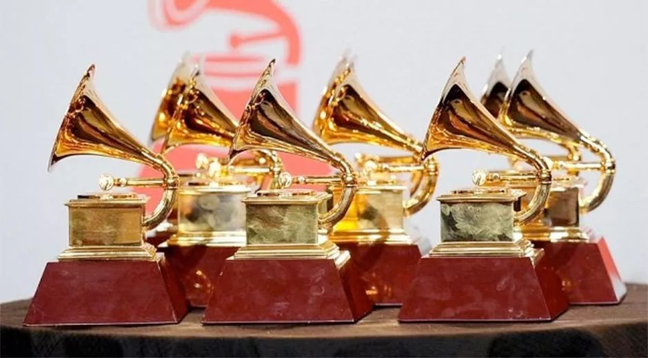 Los Latin Grammy revelan mañana a los nominados de los mayores premios de la música latina