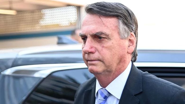 El Congreso de Brasil archiva un pedido de destitución contra un hijo de Bolsonaro El Congreso de Brasil archiva un pedido de destitución contra un hijo de Bolsonaro