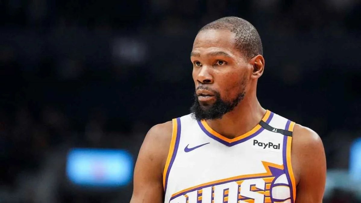 Kevin Durant operación décimo del Paris Saint-Germain