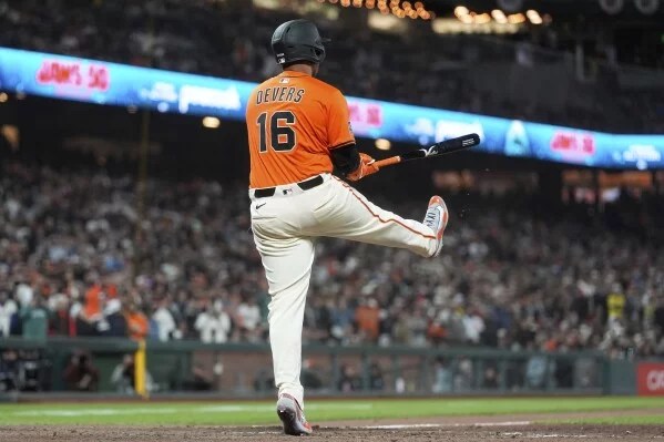 Rafael Devers ha quedado a deber en los Gigantes…Y, ¡congruo!