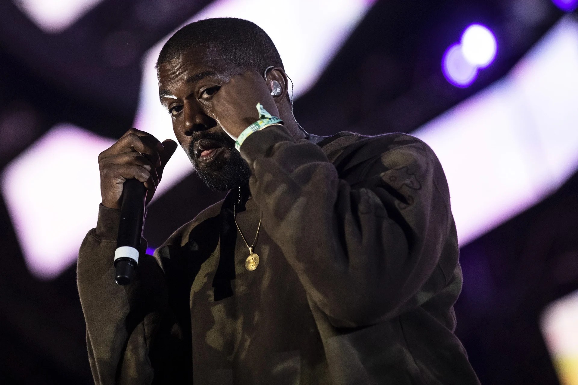 Australia prohíbe entrada a Kanye West tras escándalo