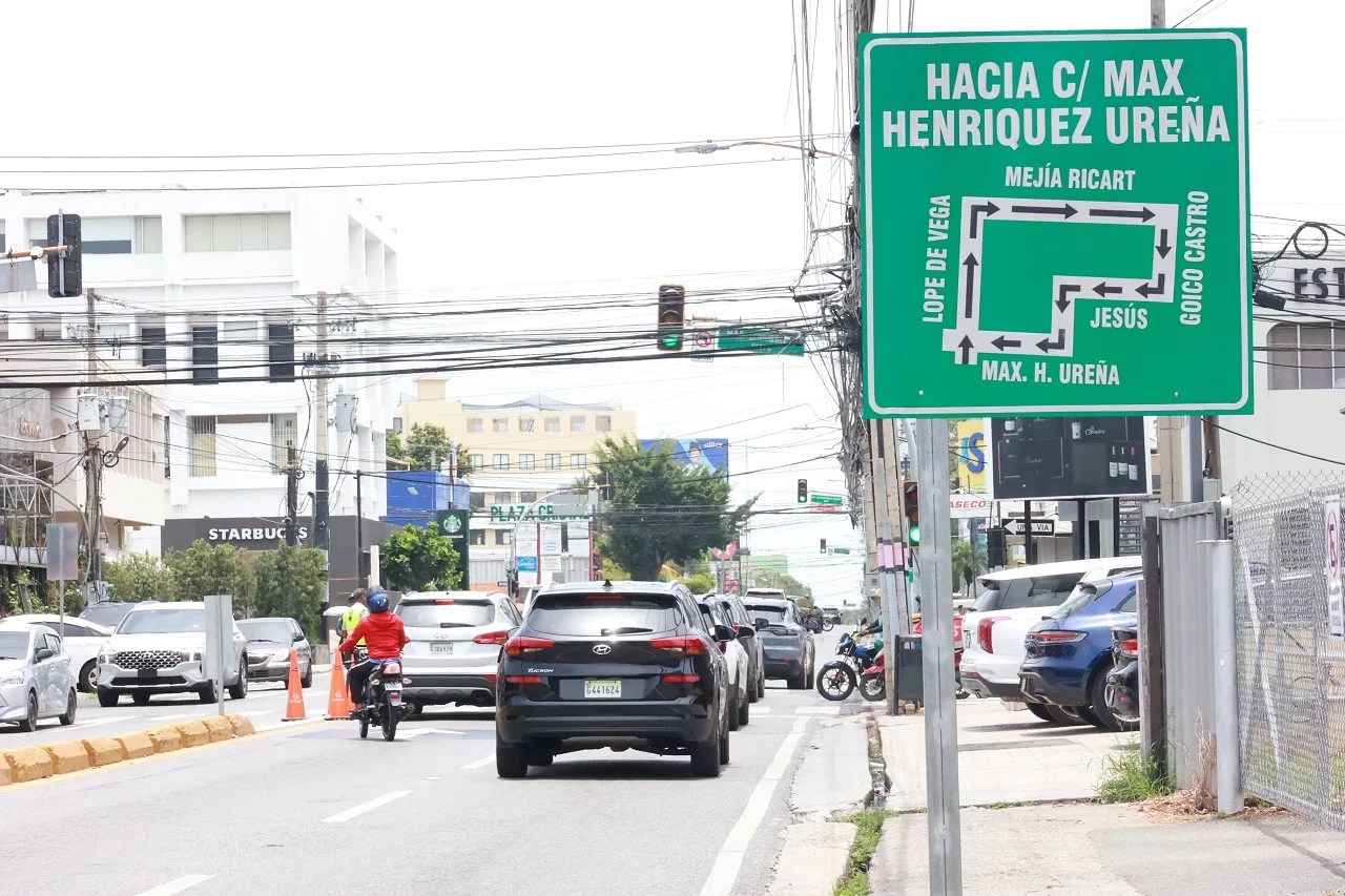 Ciudadanos apuestan a que restricción de giros a la izquierda en la Lope de Vega agilicen tránsito Ciudadanos apuestan a que restricción de giros a la izquierda en la Lope de Vega agilicen tránsito