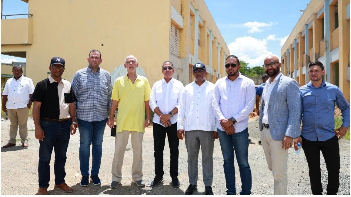 Reanudan obras tras 12 primaveras para asegurar aulas listas