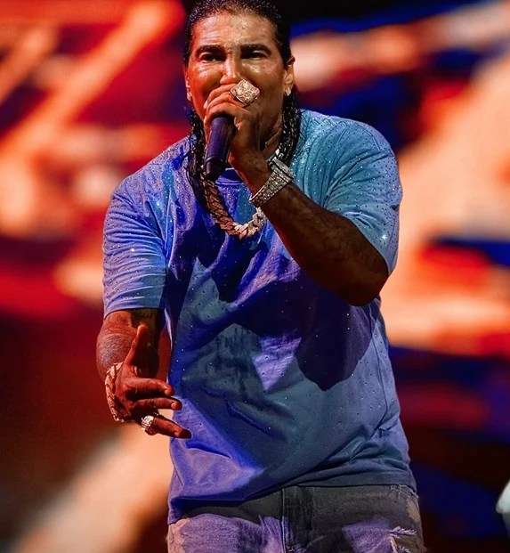 Omega se deja percibir en Europa con su merengue urbano