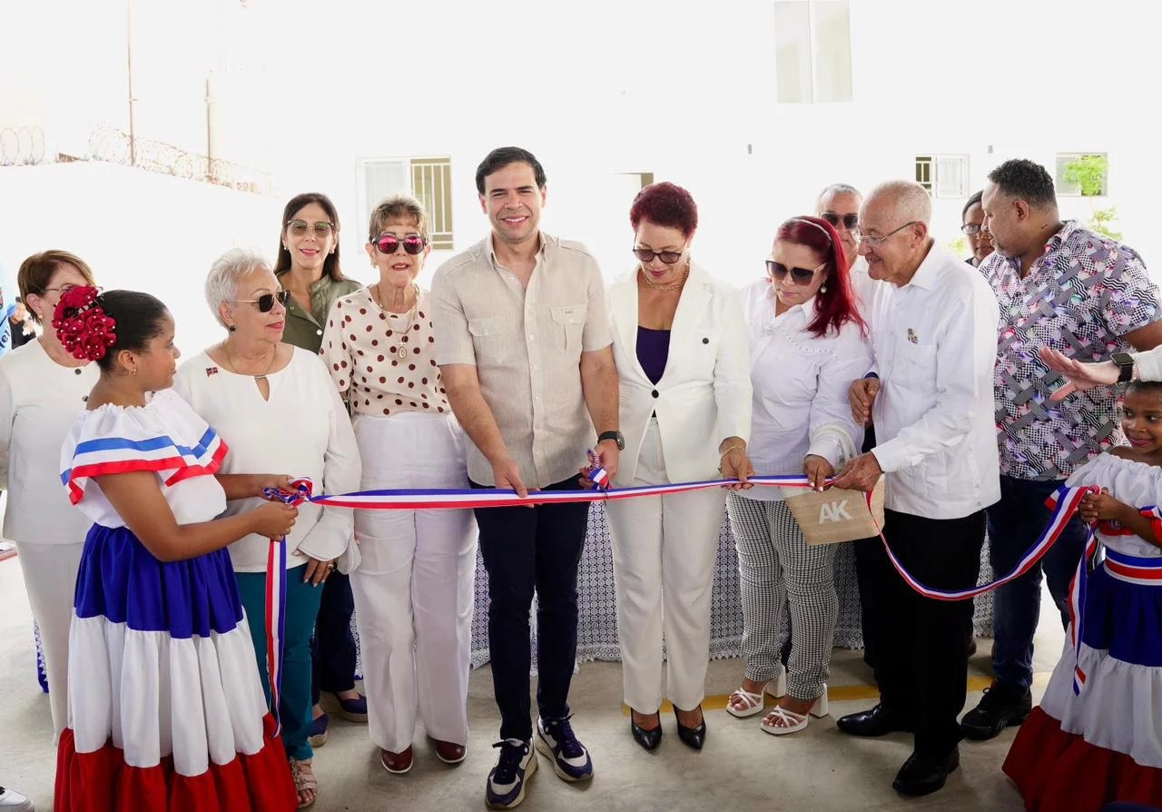 Inauguran en Puerto Plata la Corporación de la Música Típica Rafelito Román