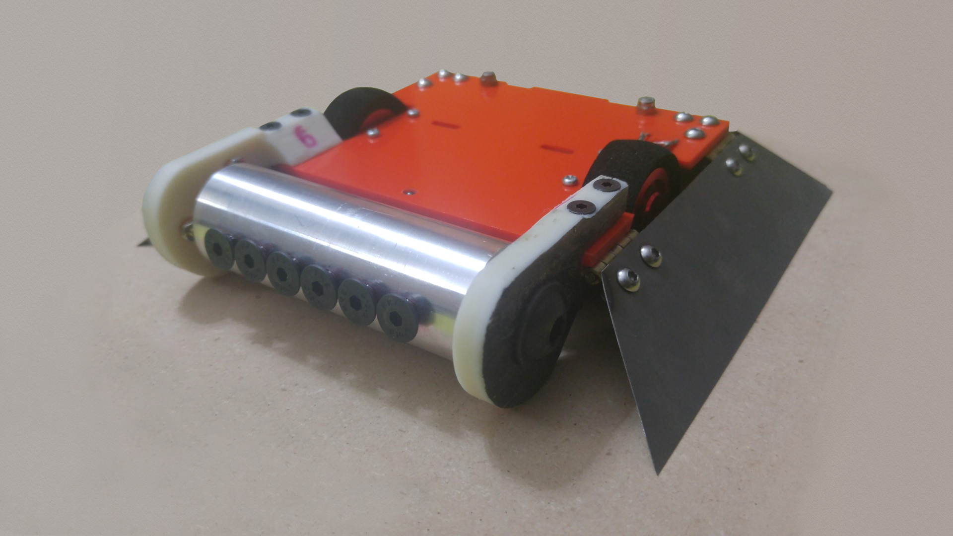 Shrapnelly 1 lb Antweight Combat Robot Eleccelerator