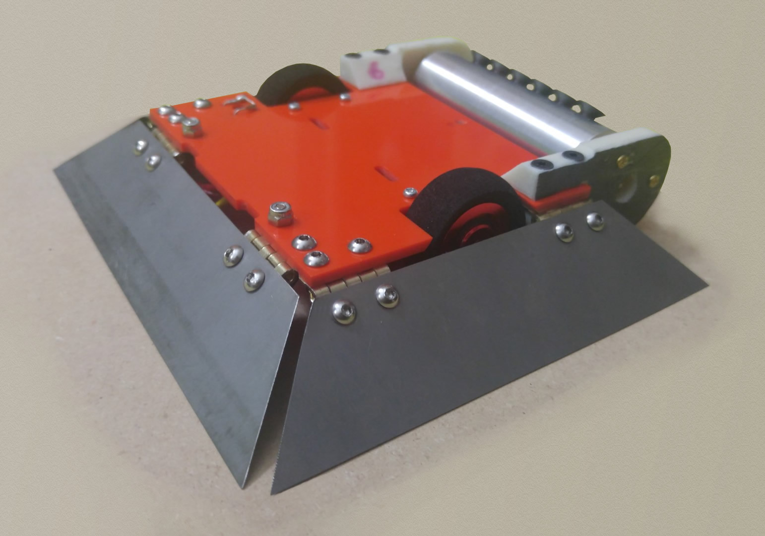 Shrapnelly 1 lb Antweight Combat Robot Eleccelerator