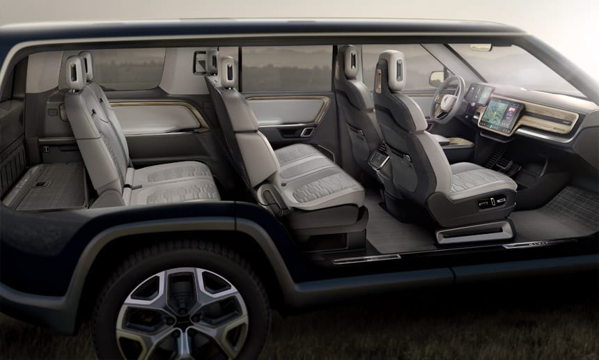 Rivian R1S 4