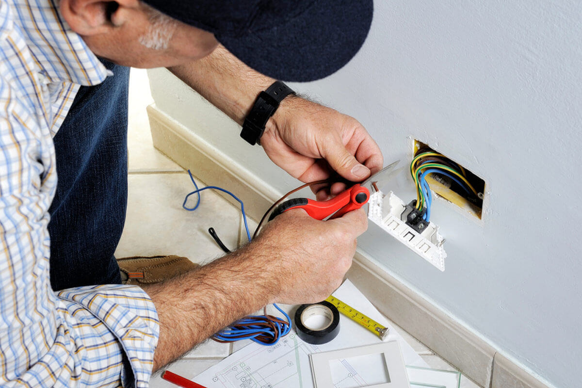 How Do You Estimate Electrical Wiring For A House - Guide 2024