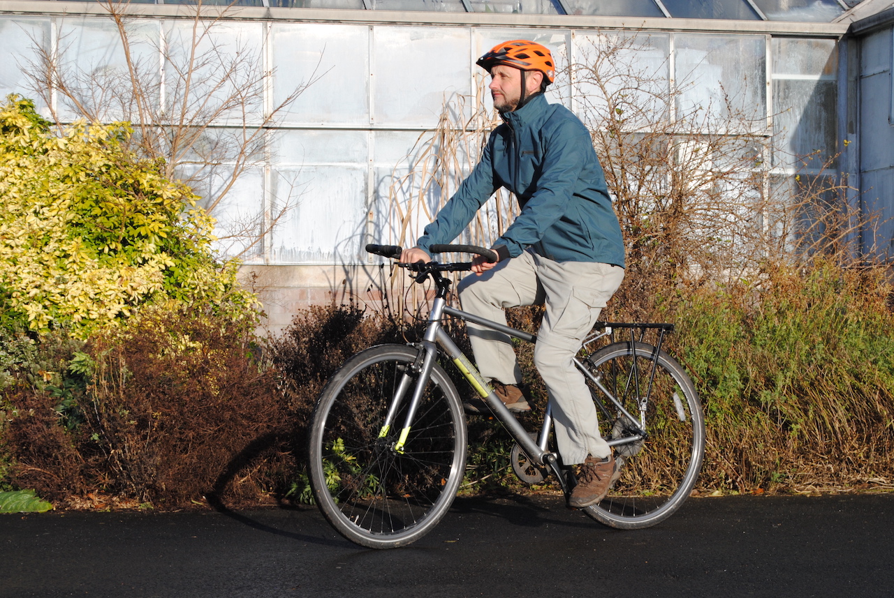 Accessory Roundup Rinsten Spring Seat Suspension, Velogical Rim Dynamo