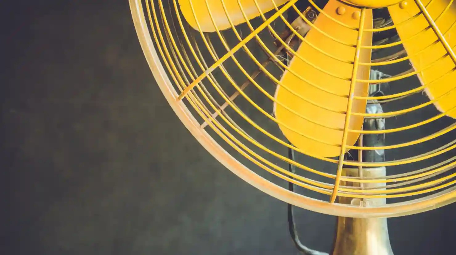 Air Conditioners vs. Fans Which is Best? ElectricityPlans®