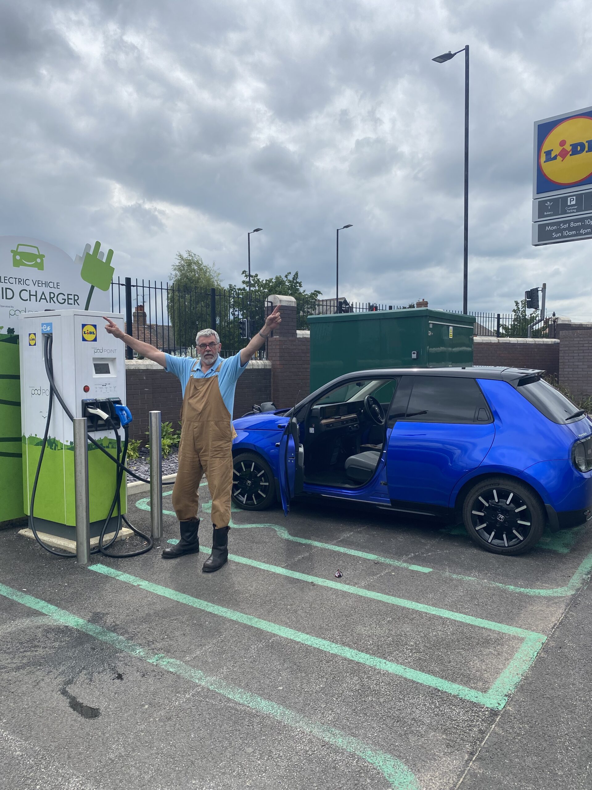 Honda e 2021 electric car owner review Electric Road