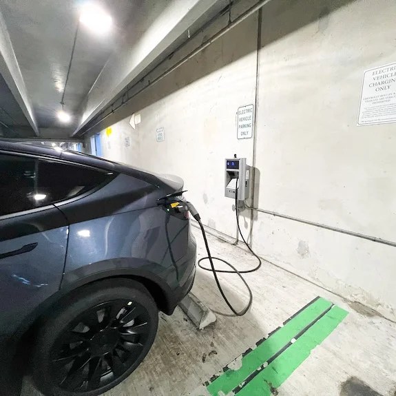 Fast EV Charging Station Repair ELECTRIFY EVSE