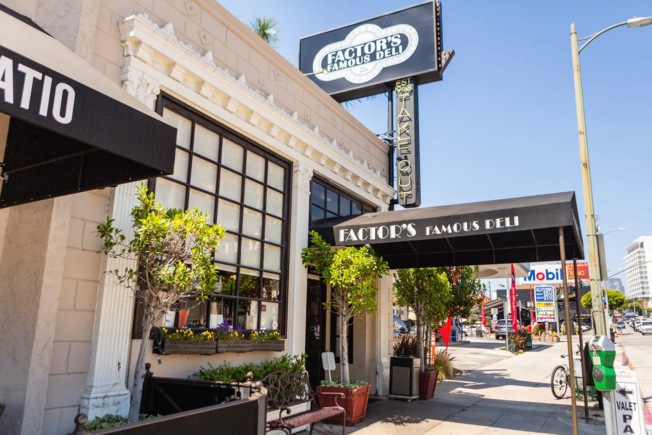 Electrolysis in Pico Robertson Electrolysis by Alison