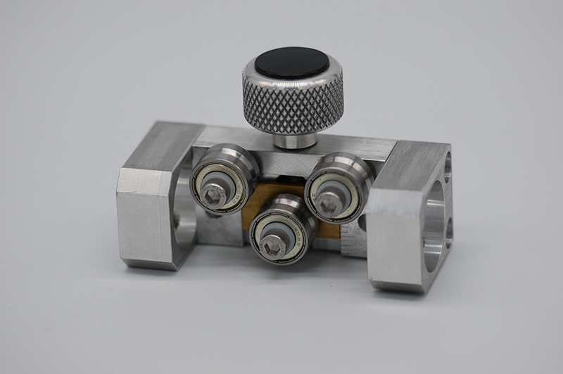 Straight 'N Easy, Wire Straightener Electron Beam