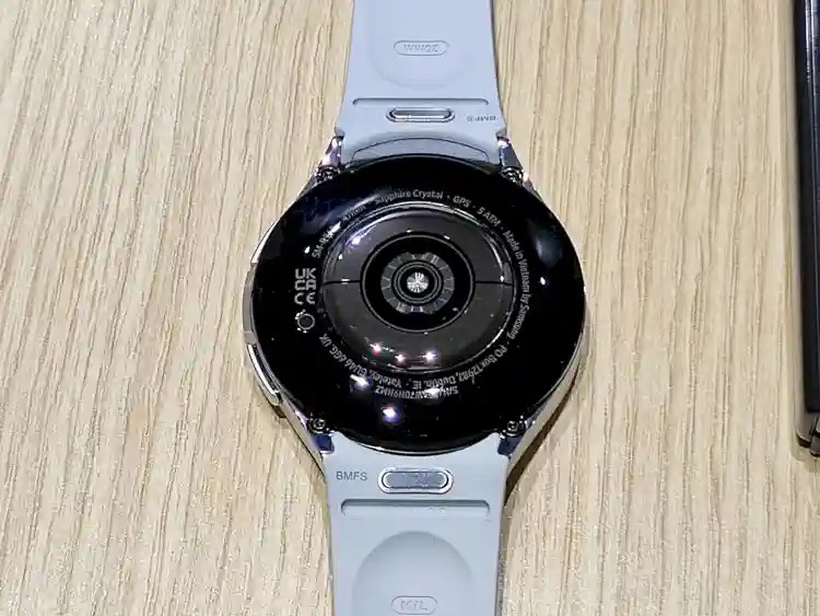 Galaxy Z Flip5 και Z Fold5 "Κύριοι, έτσι φτιάχνονται τα αναδιπλούμενα"