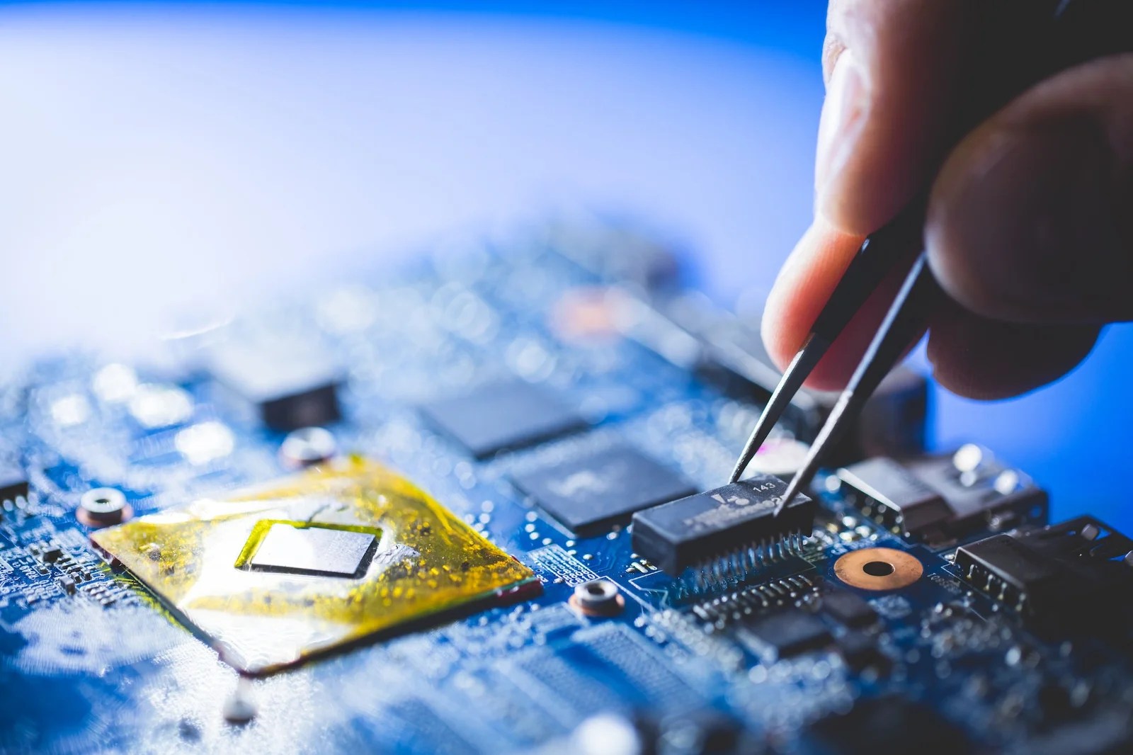 Top 10 Electronic Component Distributors in Germany A Manufacturer's Guide